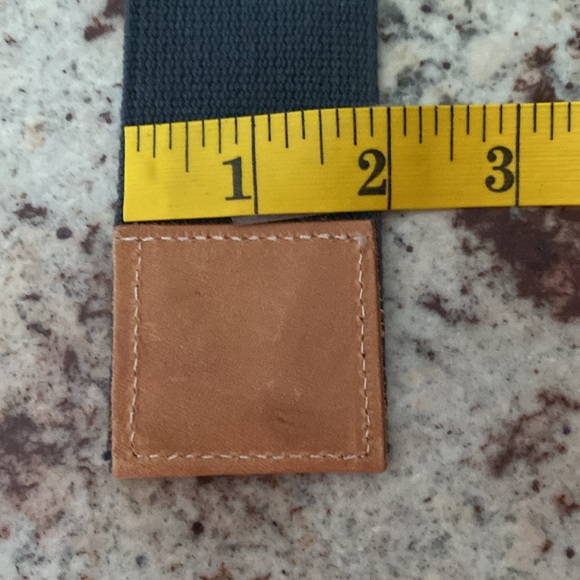 ESPRIT BELT IN CANVAS LEATHER AND METAL. - Picture 6 of 7